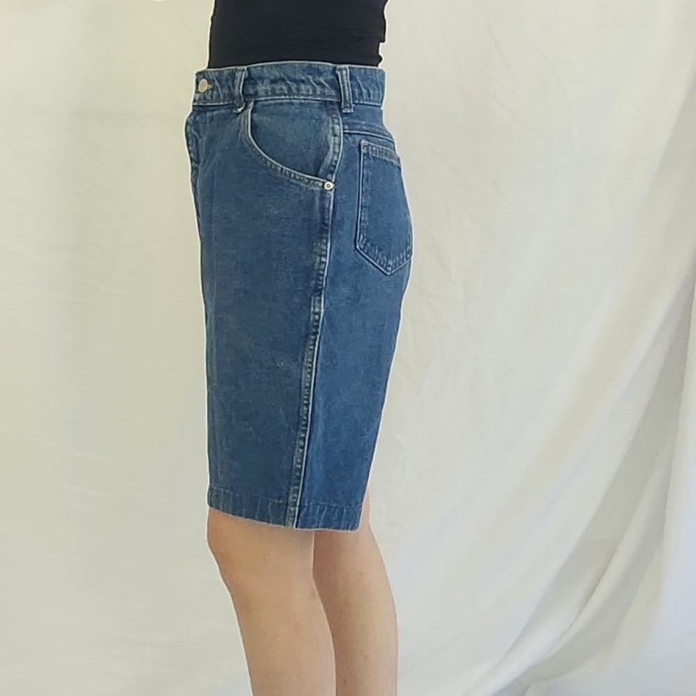 90s Mom Jorts - Picture 2 of 6